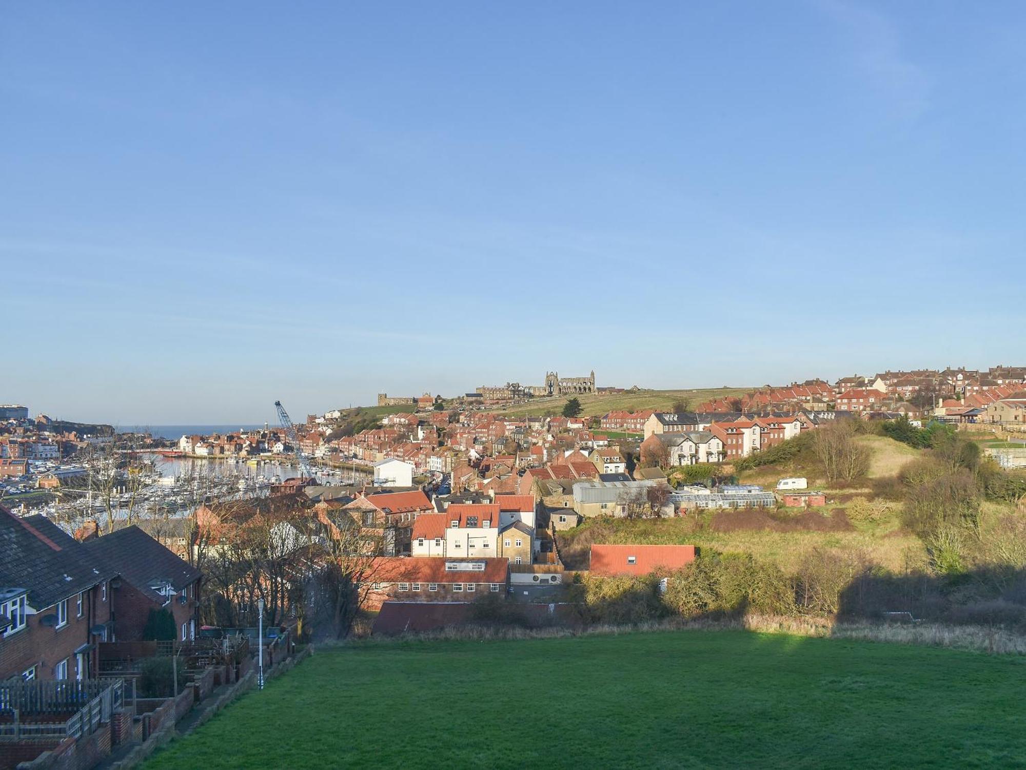 What A View! Villa Whitby Bagian luar foto